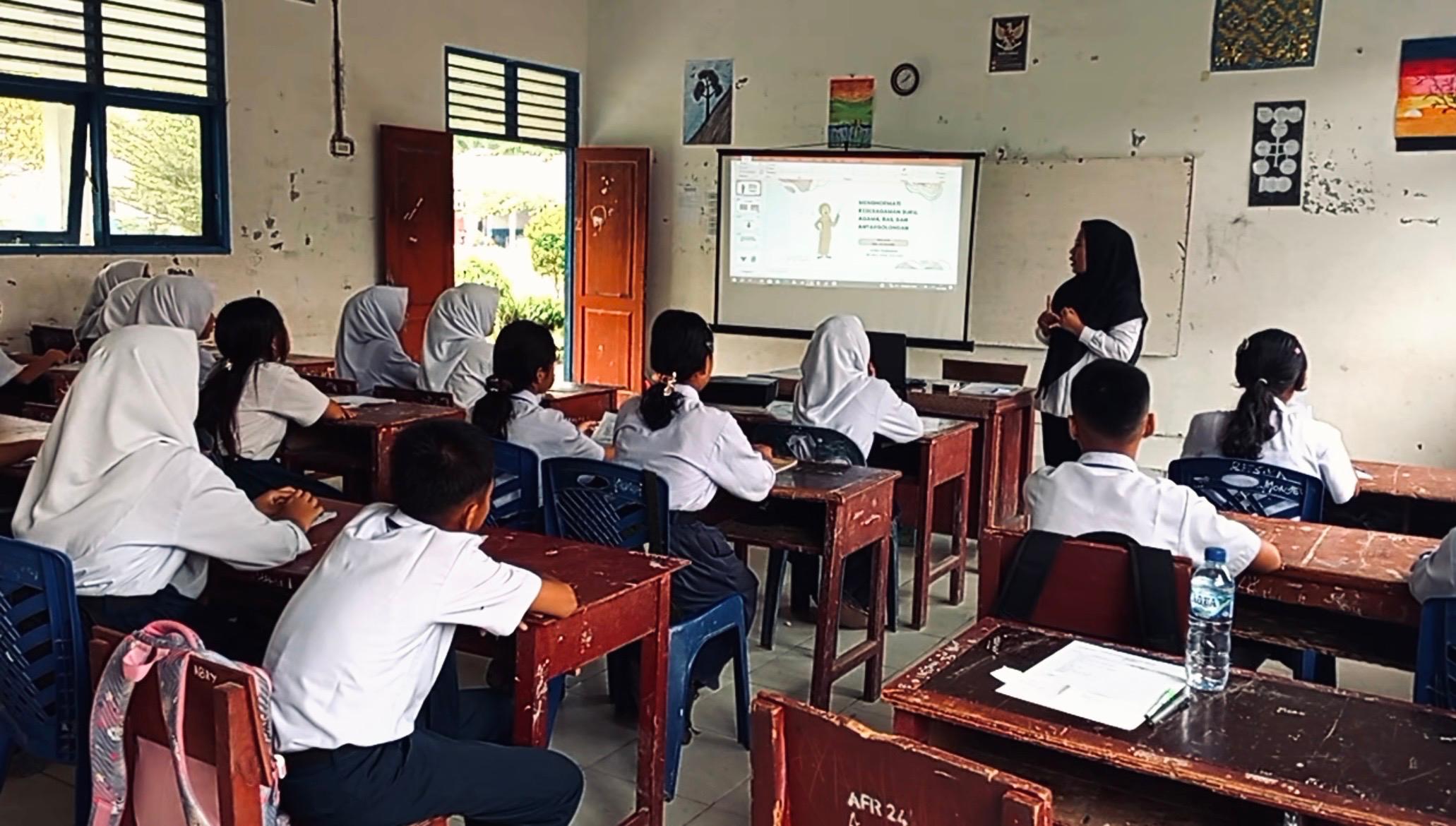 Foto Siswa Belajar